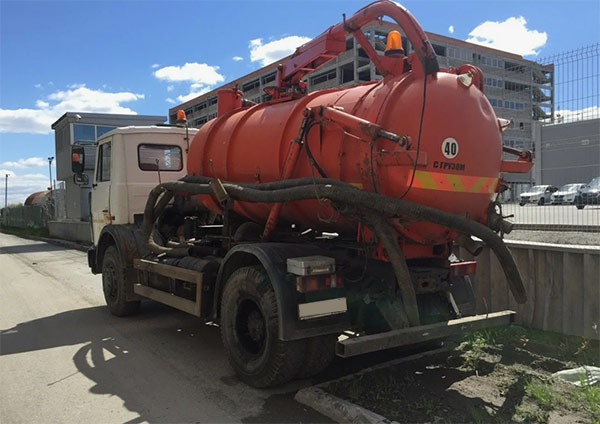 Откачка воды из колодца  Рошаль